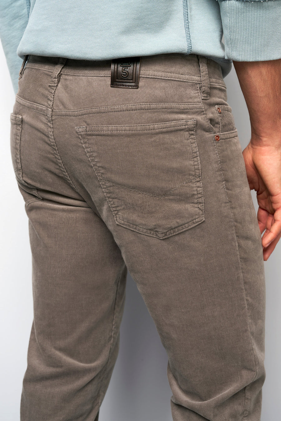 FIVE 2-6198 CASUAL CORD