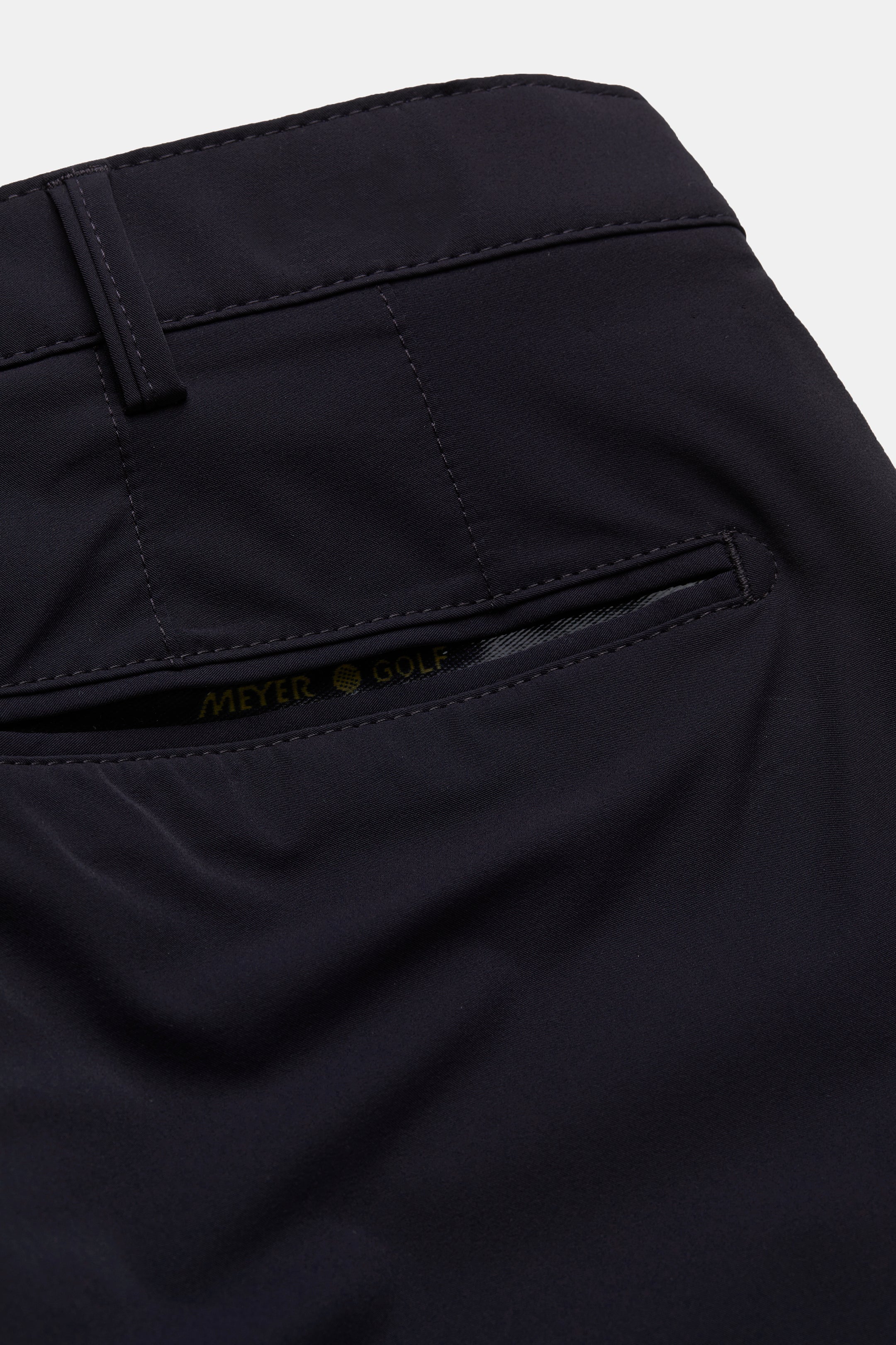 B-St. Andrews 1-8070 GOLF • SHORT