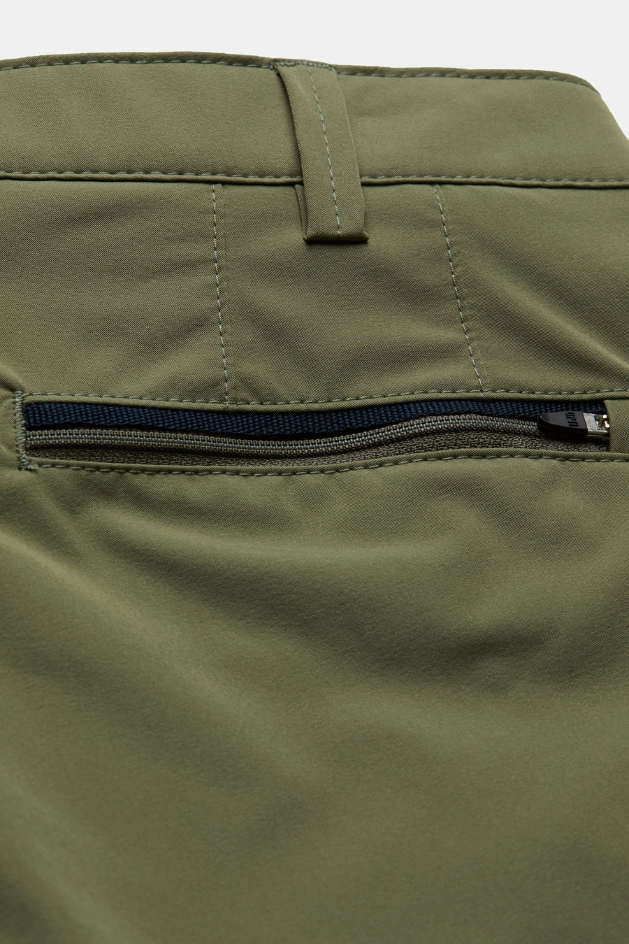 Skye 1-8070 ACTIVE • CHINO